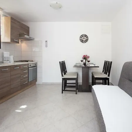 Apartament Marija 218 Risika