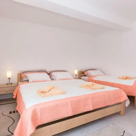 Apartament Marija 218